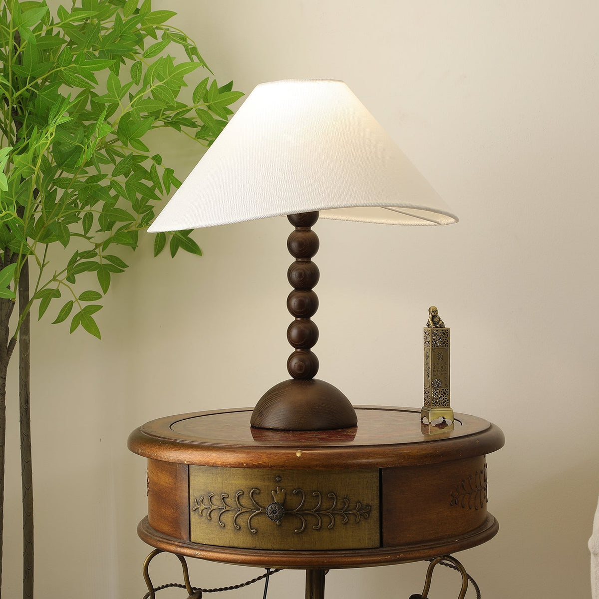Lennox lámpara de mesa elegante de madera y tejido