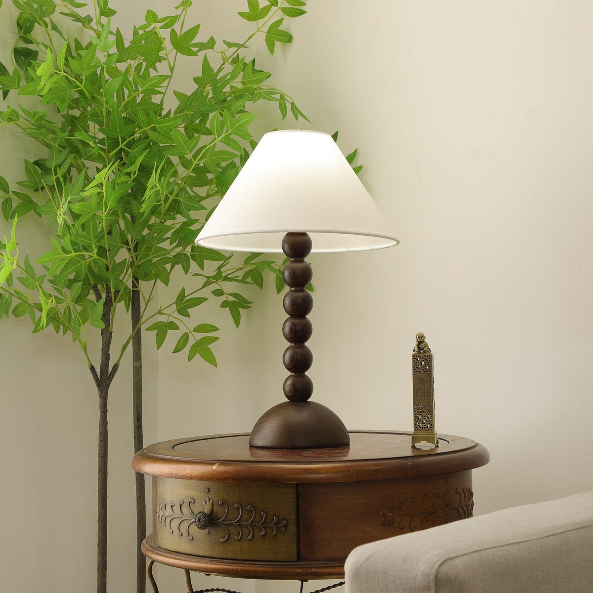 Lennox lámpara de mesa elegante de madera y tejido