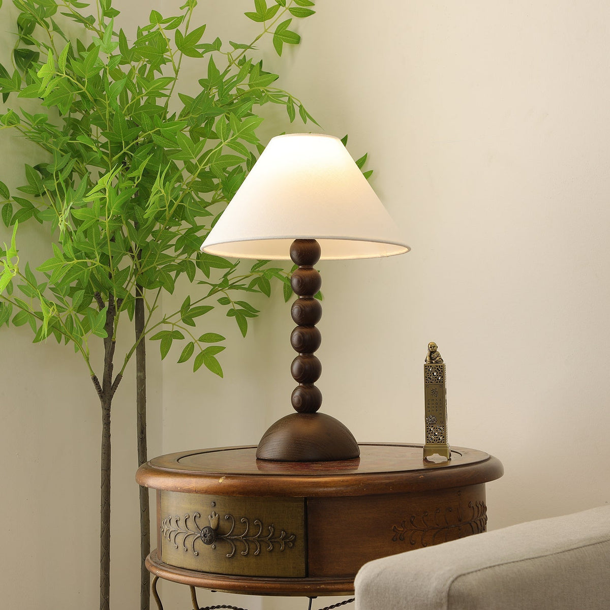 Lennox lámpara de mesa elegante de madera y tejido