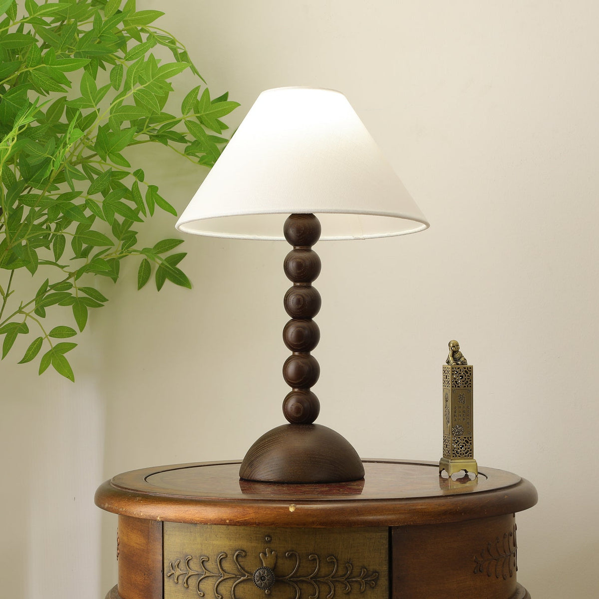 Lennox lámpara de mesa elegante de madera y tejido