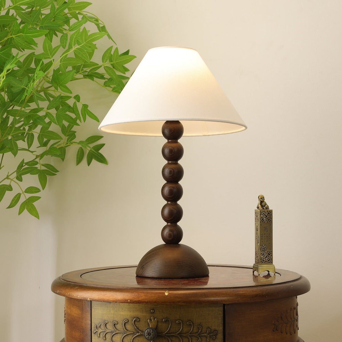 Lennox lámpara de mesa elegante de madera y tejido