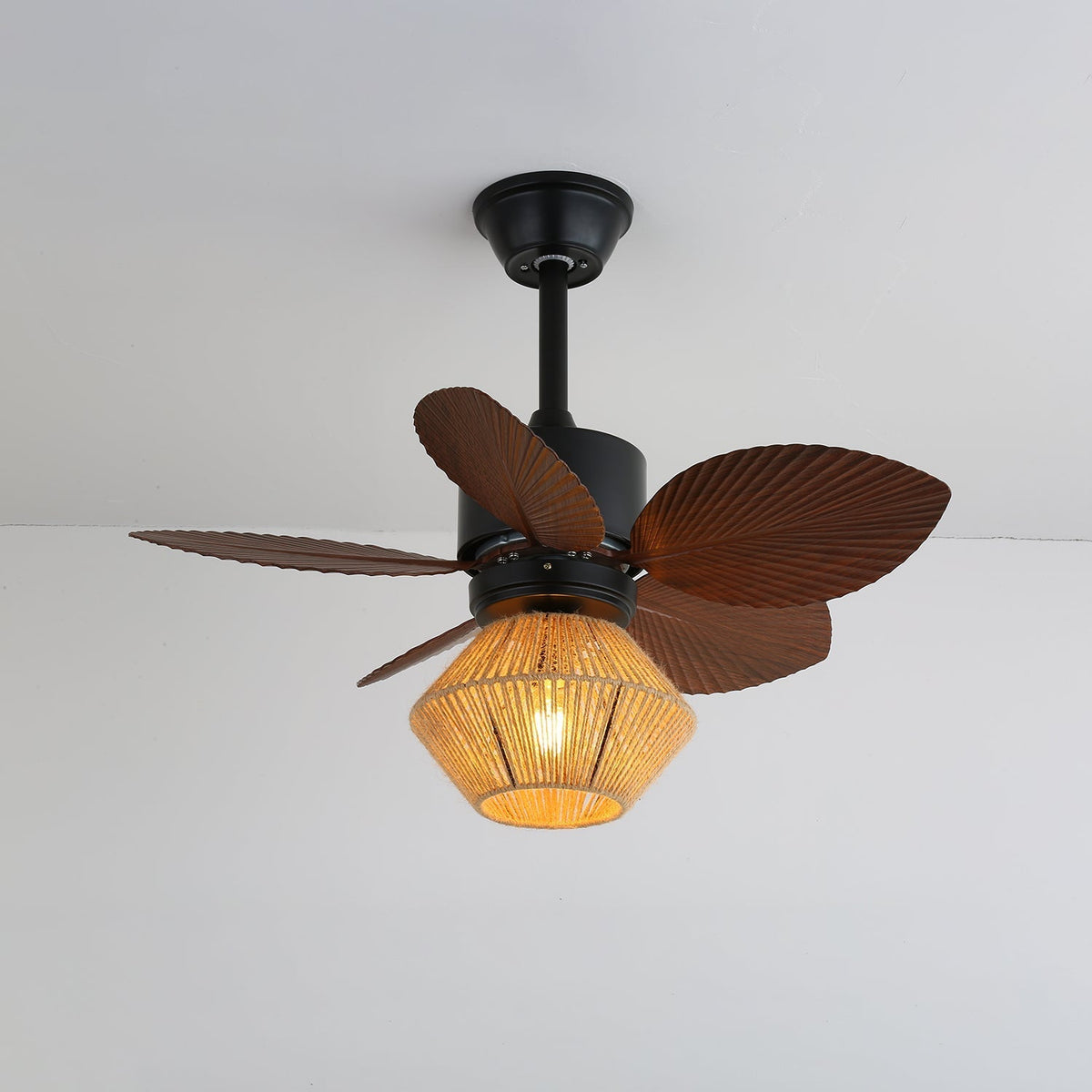 Solaya ventilador de techo con luz Tropical de ratán