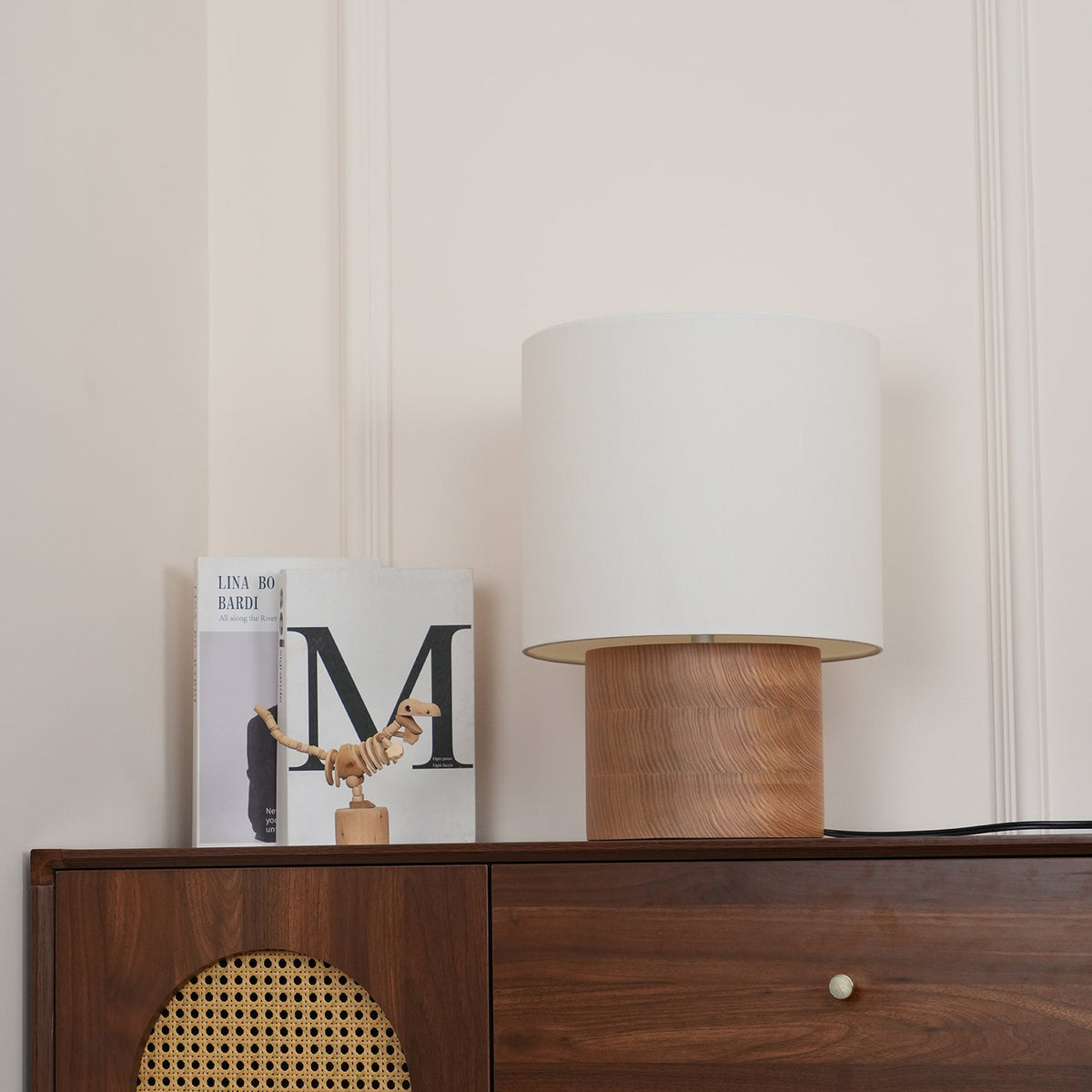 Alvira lámpara de mesa de madera