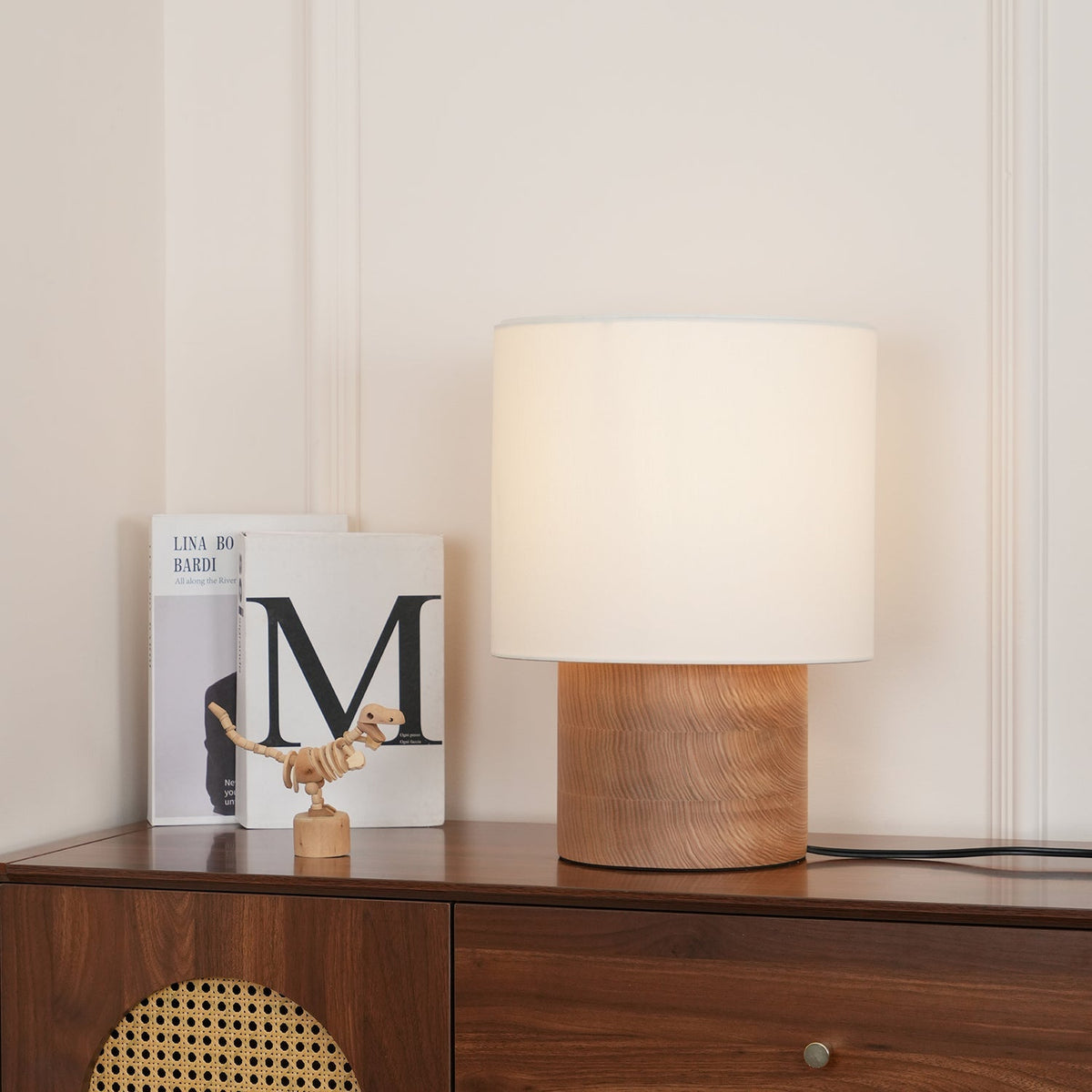 Alvira lámpara de mesa de madera