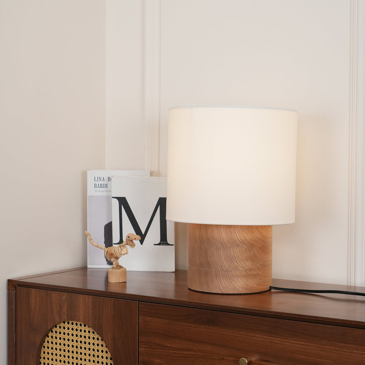 Alvira lámpara de mesa de madera