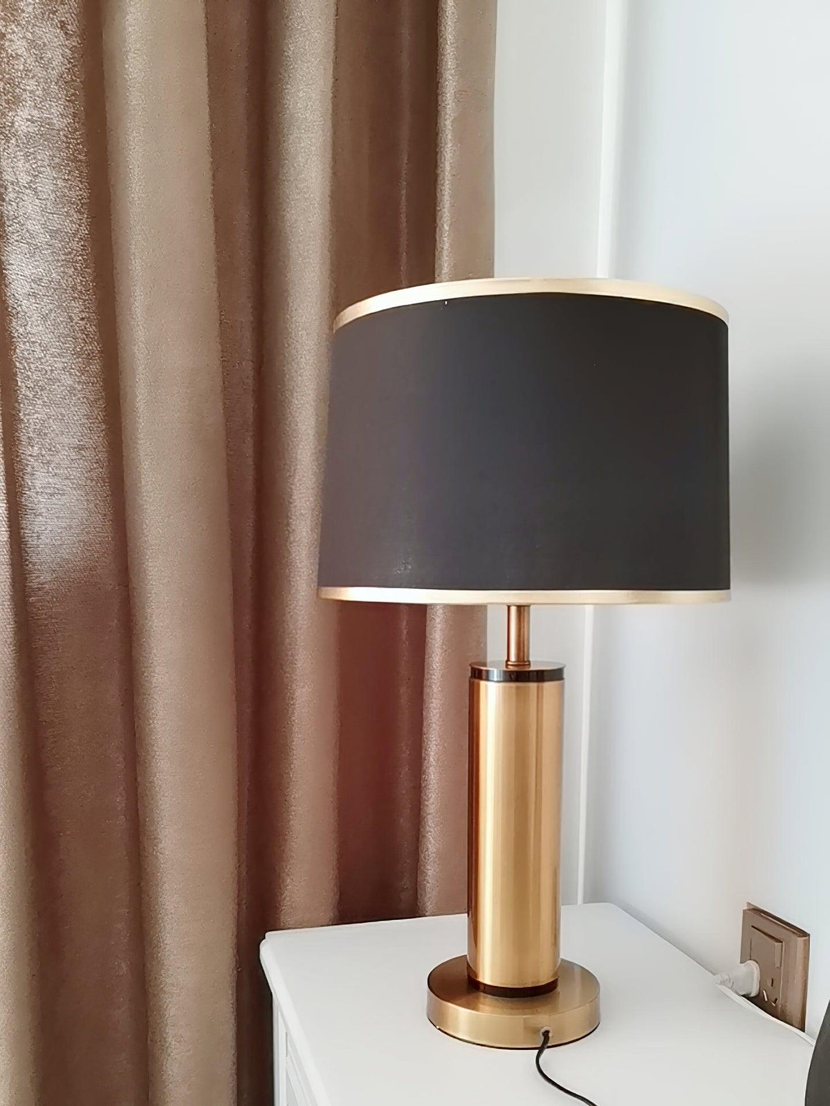 Cur lámpara de mesa moderna
