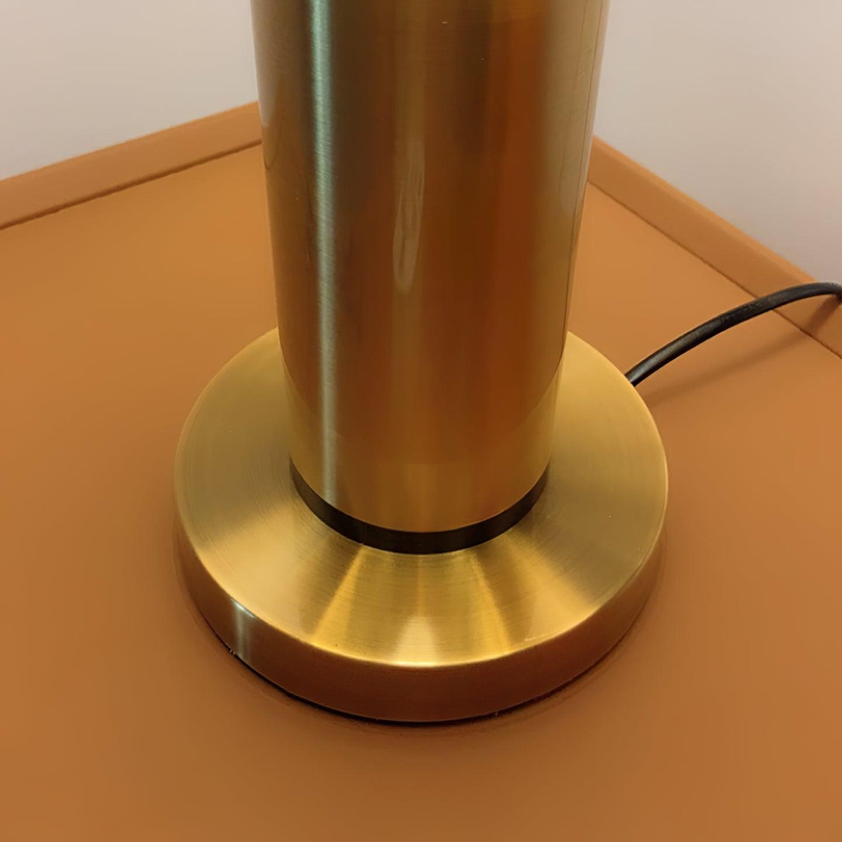 Cur lámpara de mesa moderna