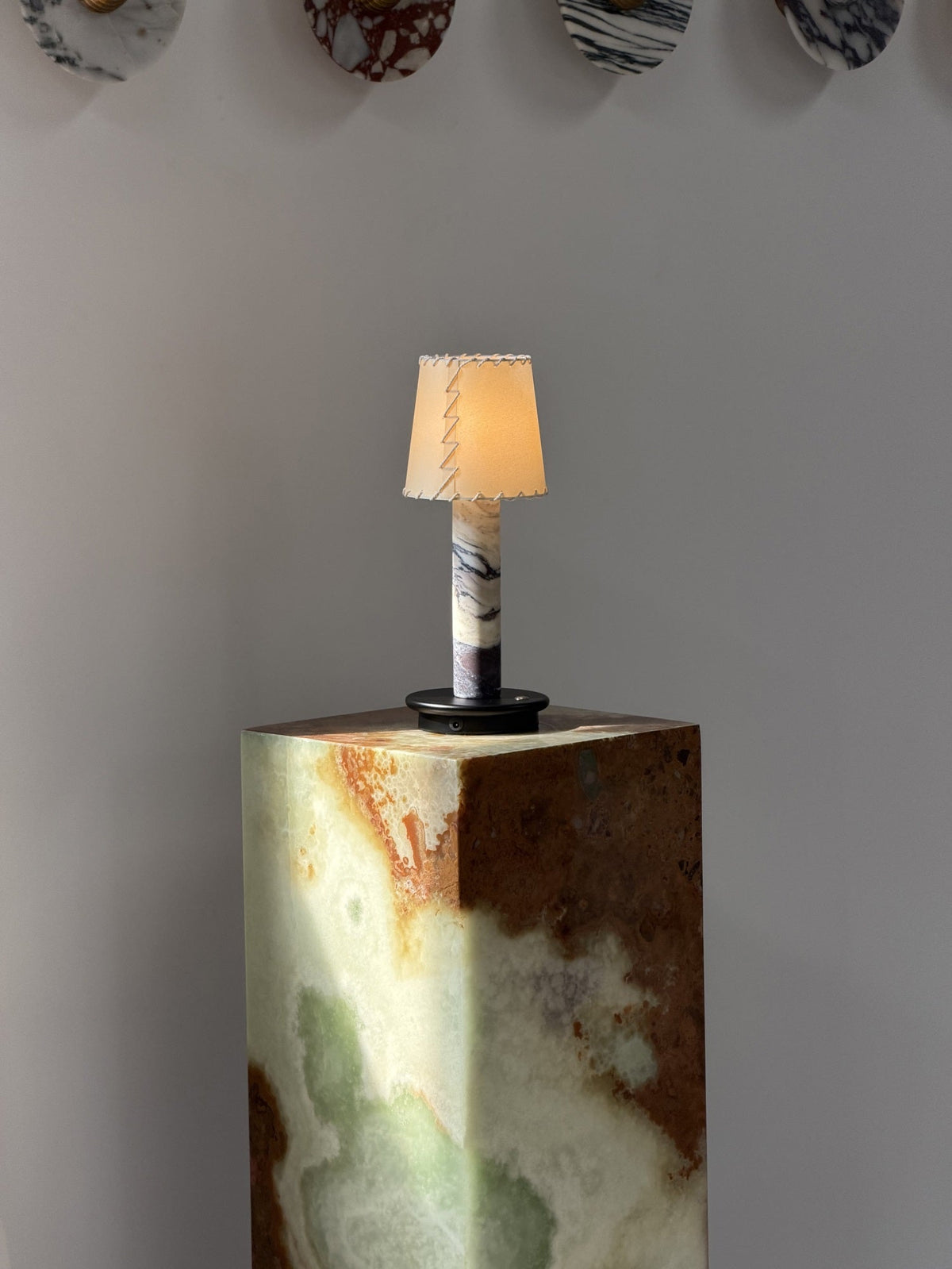 Viraerira lámpara de mesa
