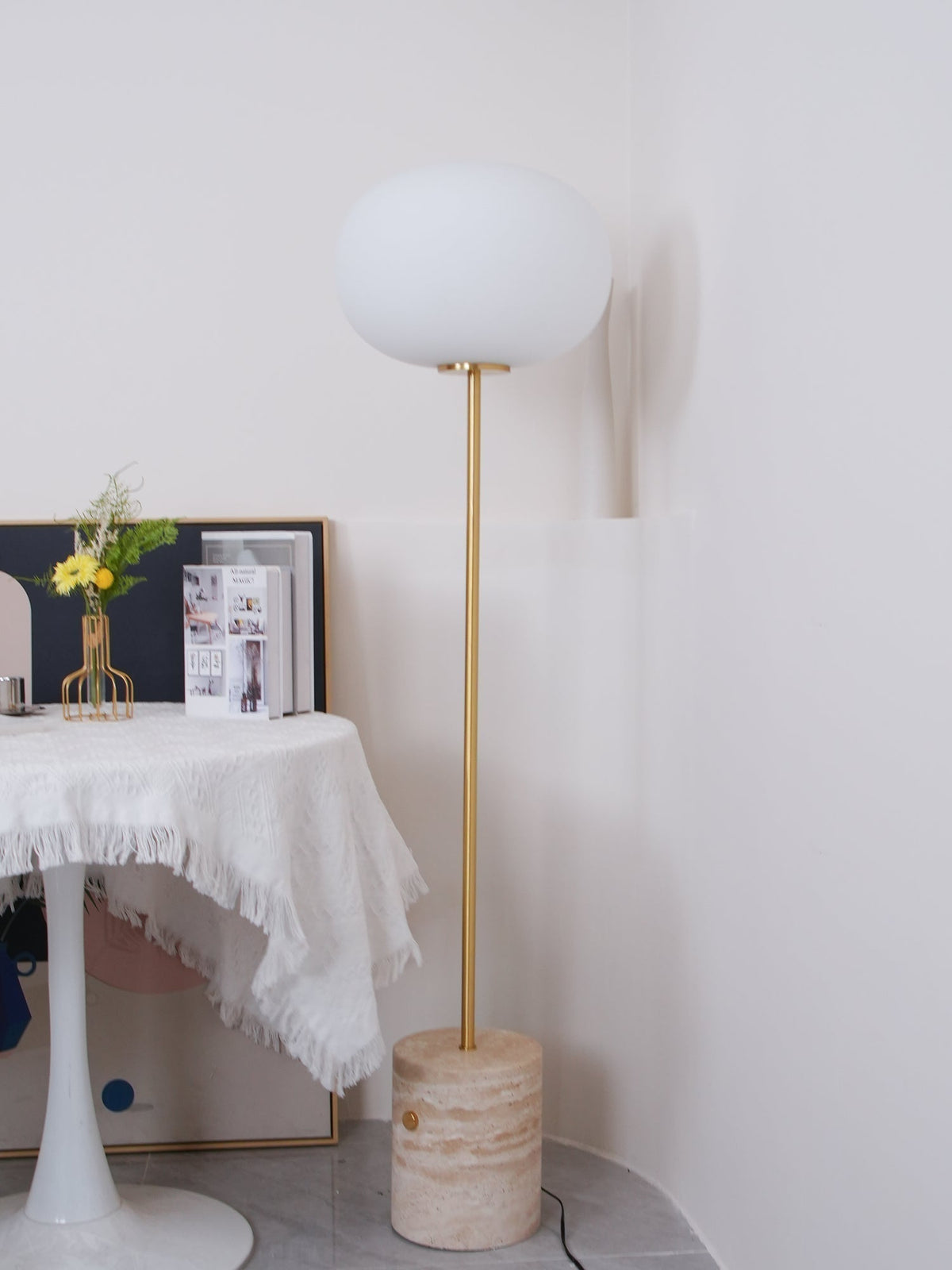 Iloryra Column-Base de travertino lámpara de pie