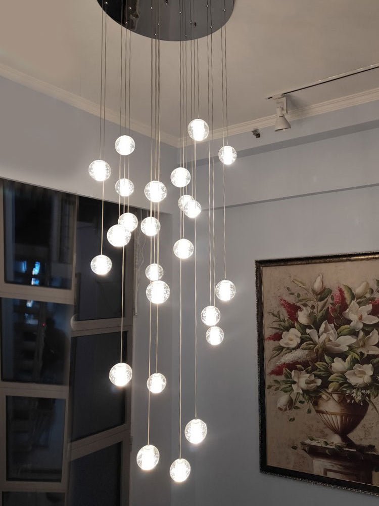 Lámpara colgante de cristal con esferas en cascada