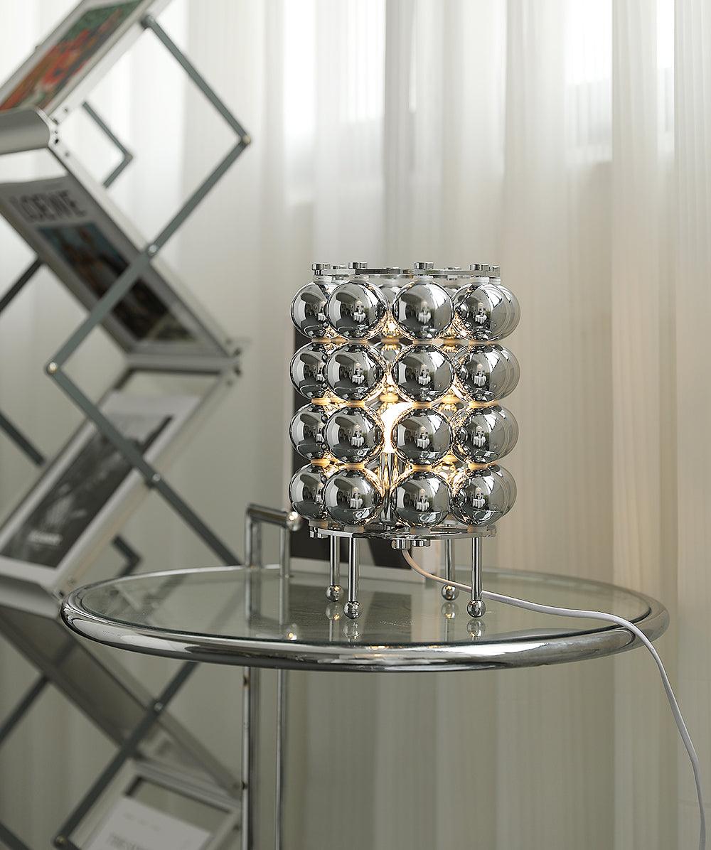 Lirra lámpara de mesa de acero futurista