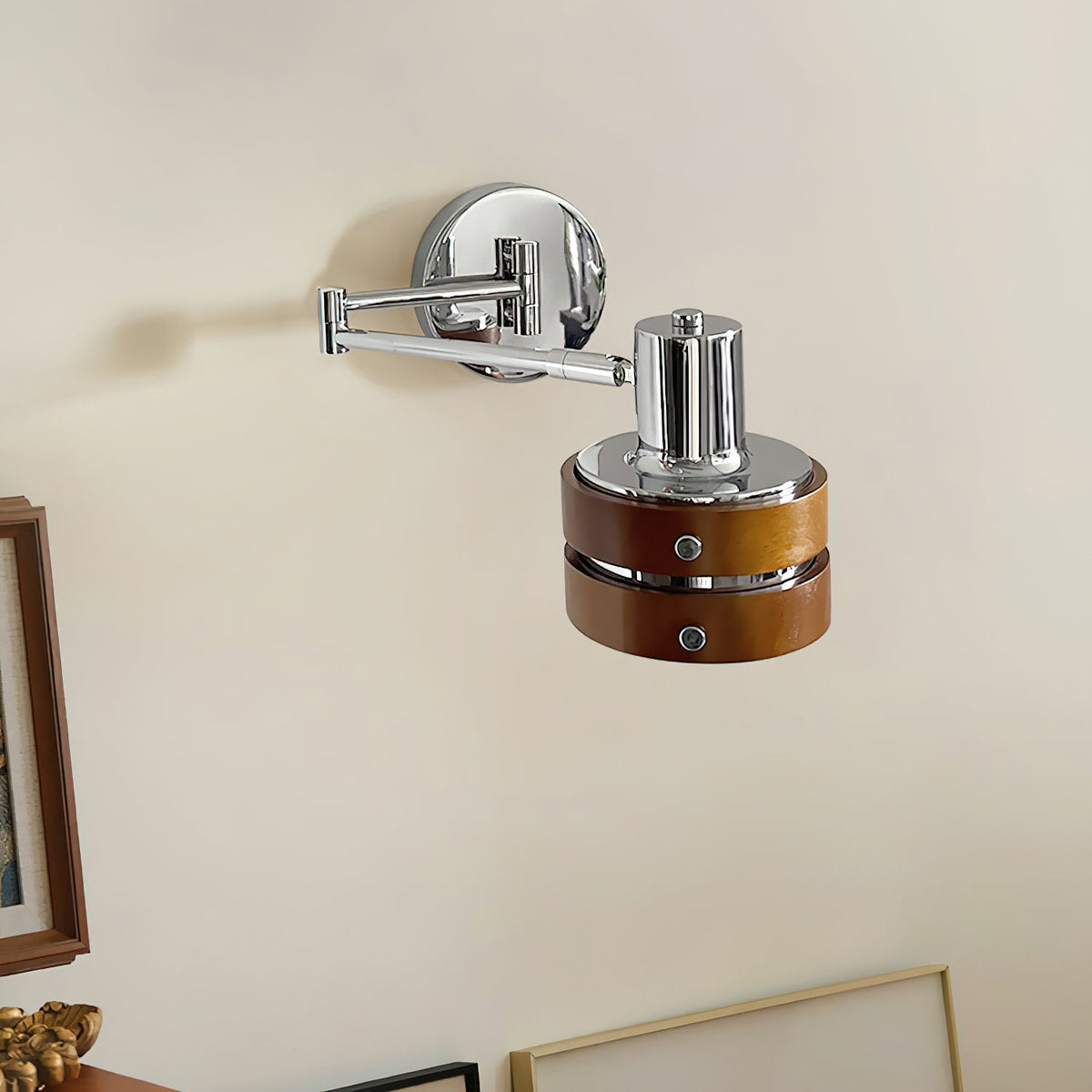 Lámpara de Pared con Pantalla de Barril de Metal y Madera Ajustable, Estilo Medio Siglo