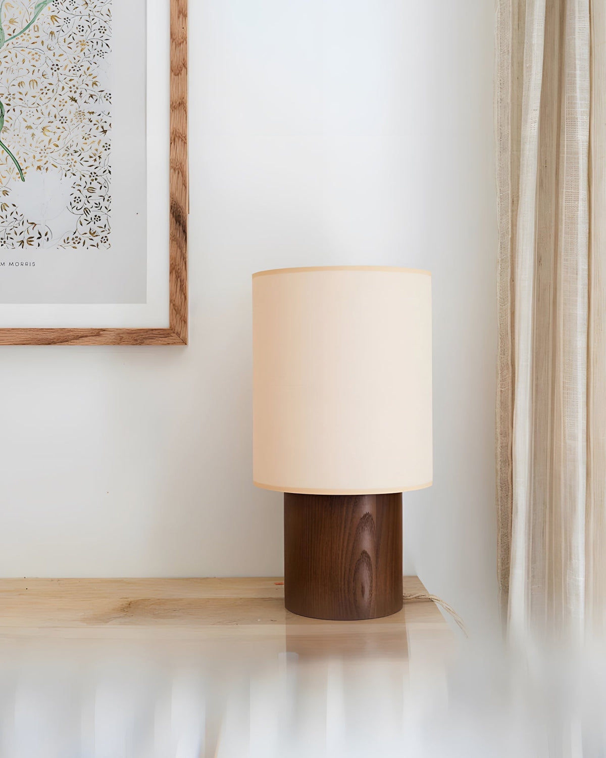 Alderielle lámpara de mesa de madera nogal