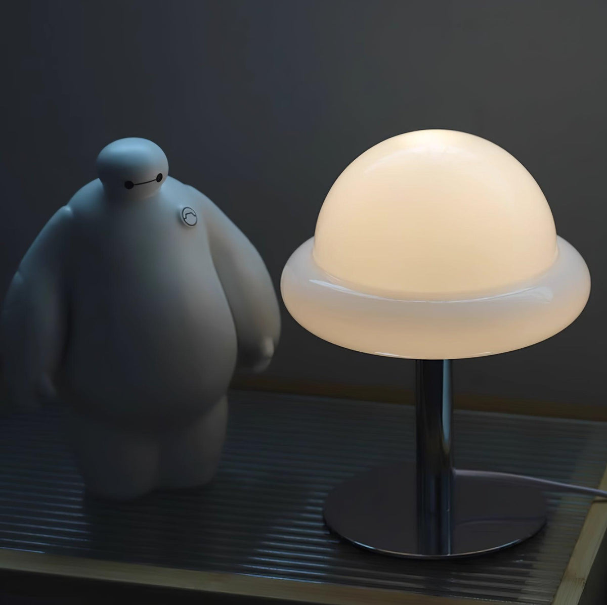 Eirisella lámpara de mesa de vidrio
