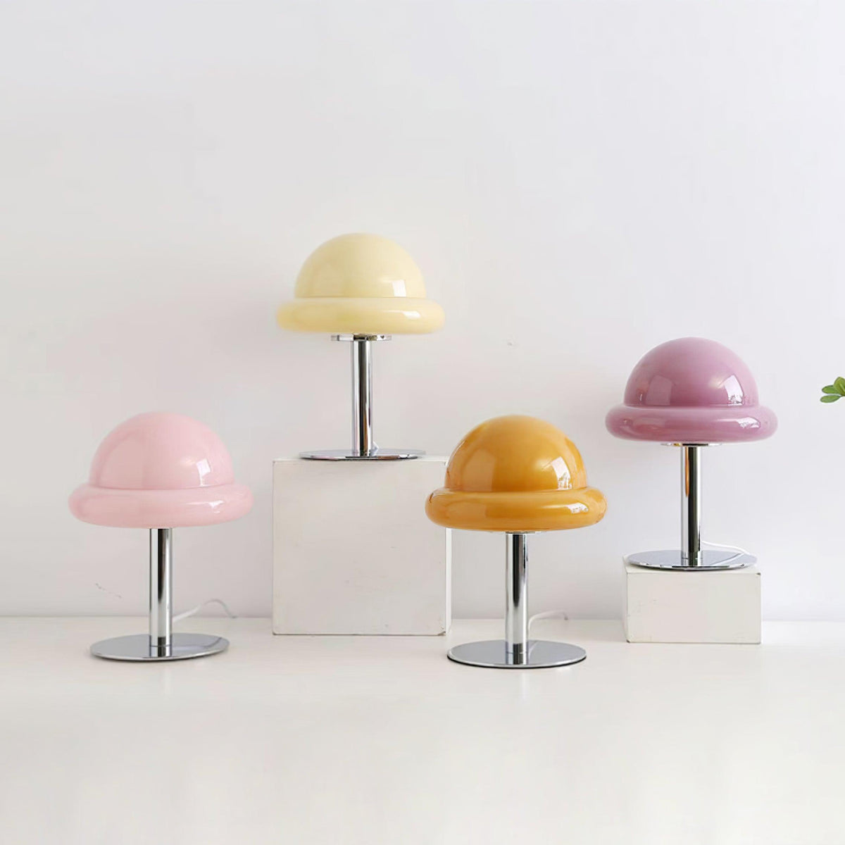 Eirisella lámpara de mesa de vidrio