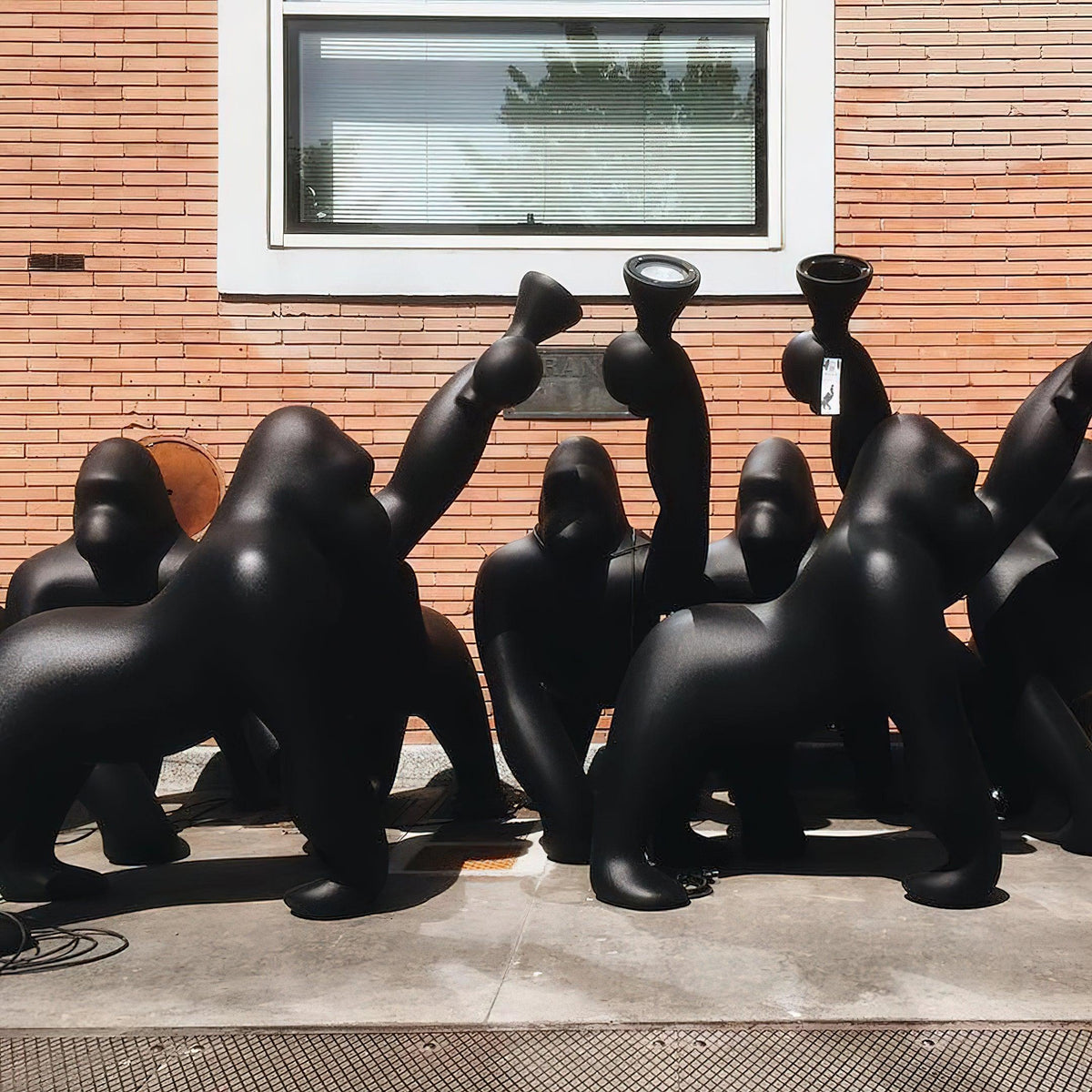 Gorilla lámpara de pie
