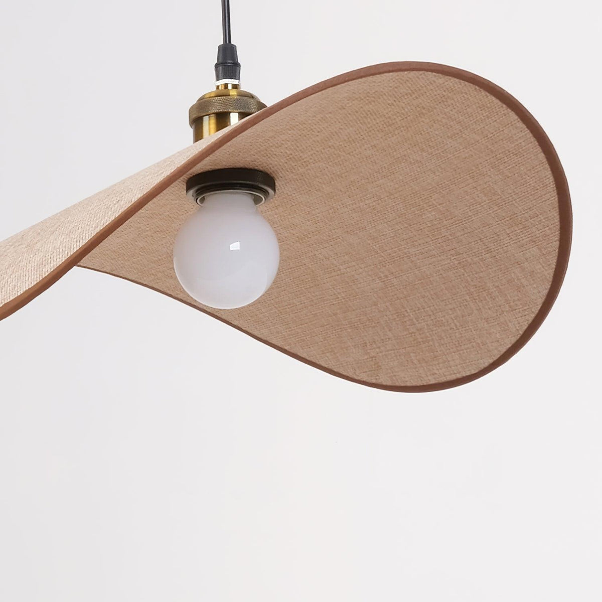 Mirelle lámpara colgante con pantalla de lino y estructura de madera minimalista de tejido
