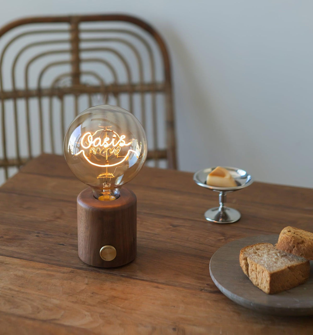 Altheil lámpara de mesa de madera