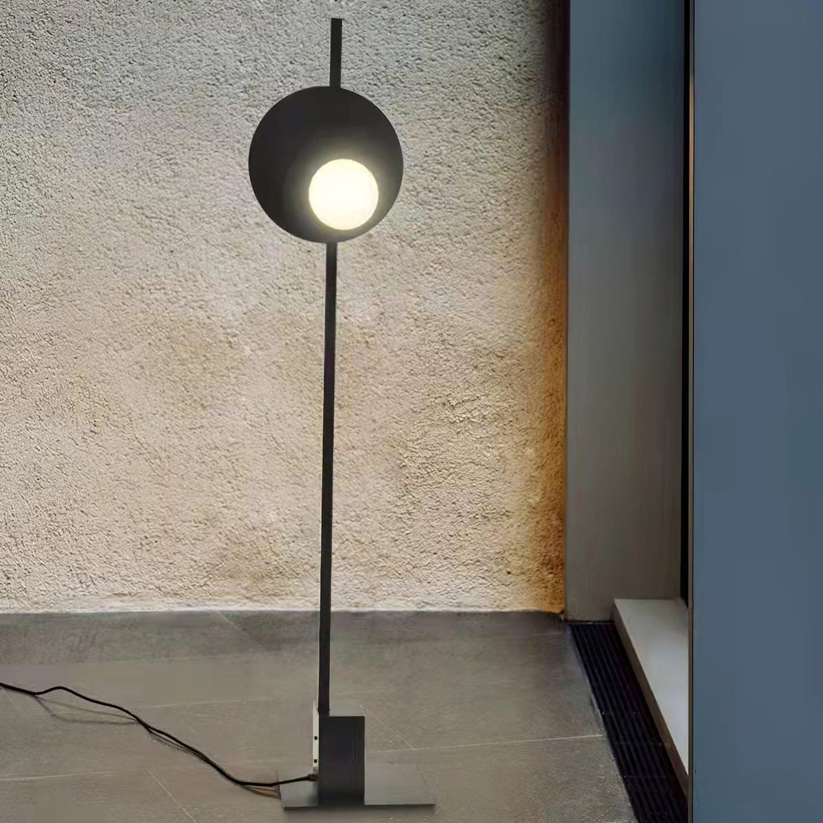 Vibe lámpara de pie minimalista de vidrio