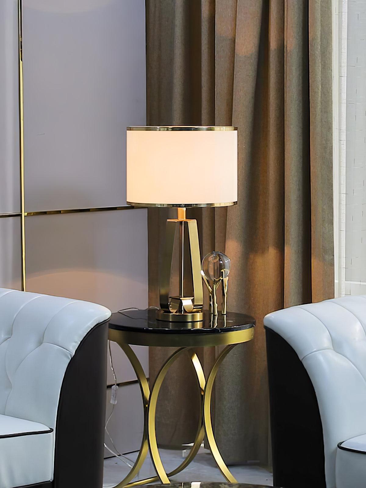 Linorira lámpara de mesa Luxe con tejido