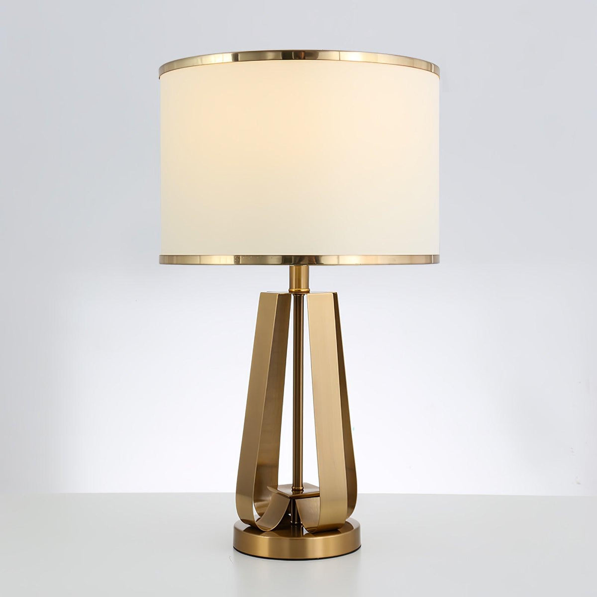 Linorira lámpara de mesa Luxe con tejido