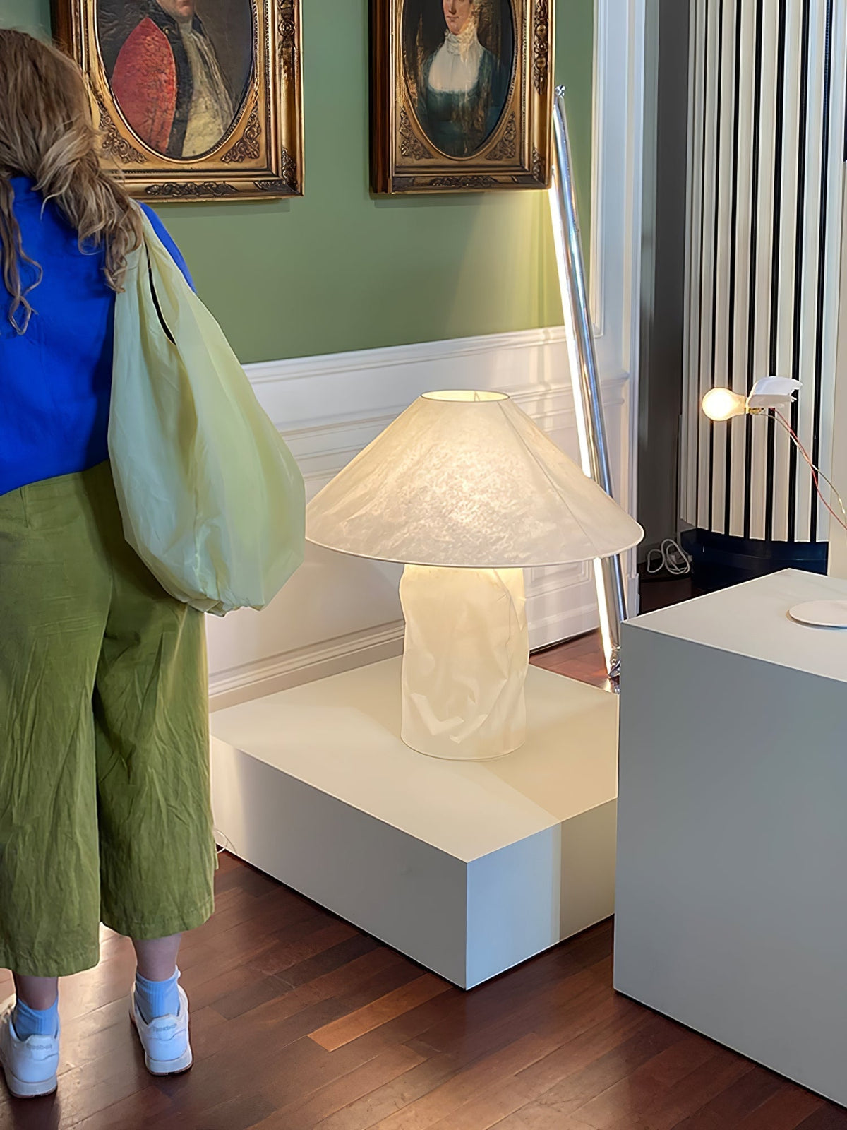 Lalemu lámpara de mesa artística de papel
