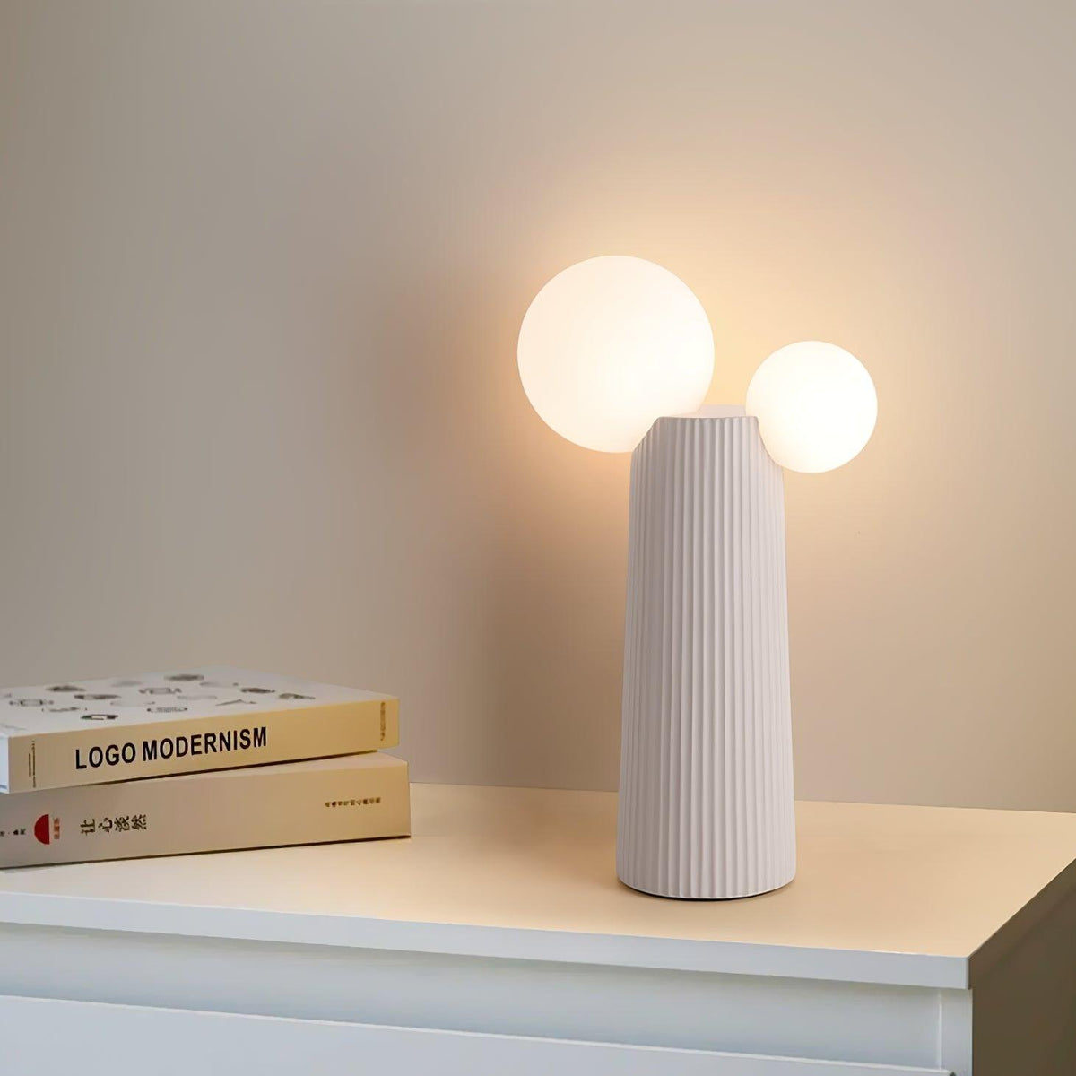 Zenithre lámpara de mesa de resina