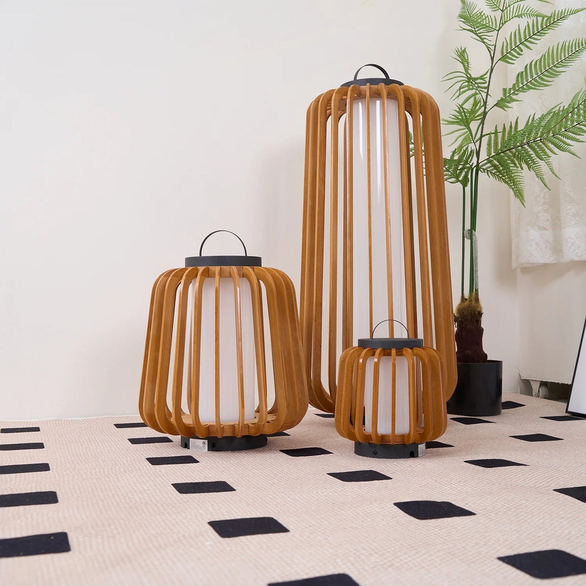 Fern lámpara de mesa