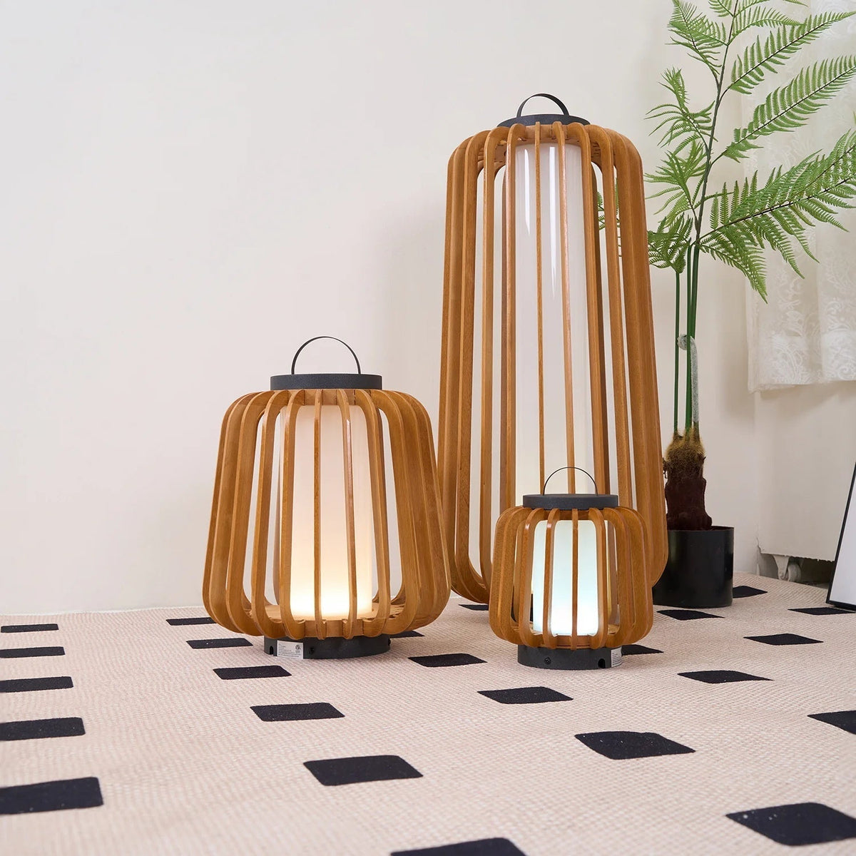 Fern lámpara de mesa