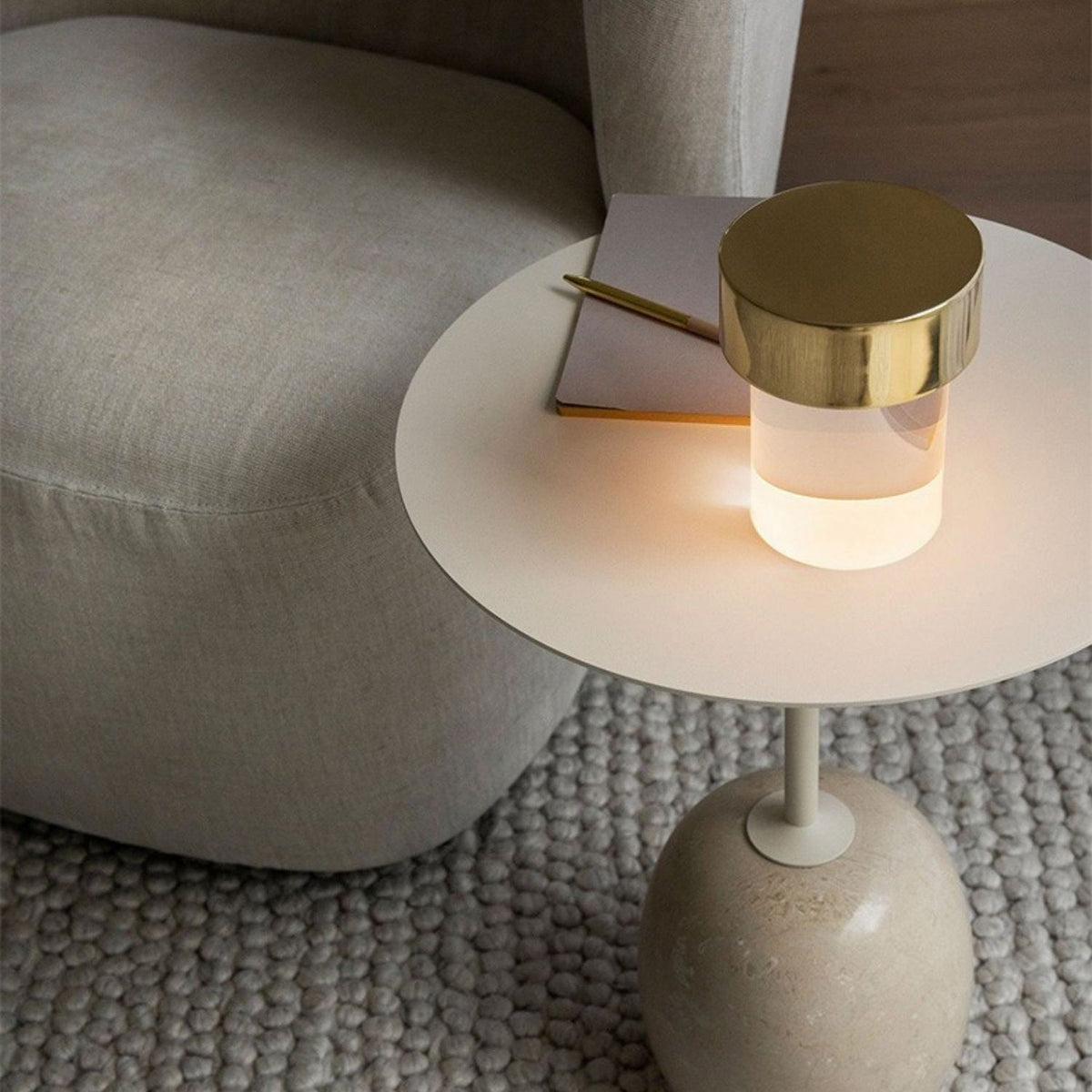 Pryden lámpara de mesa minimalista