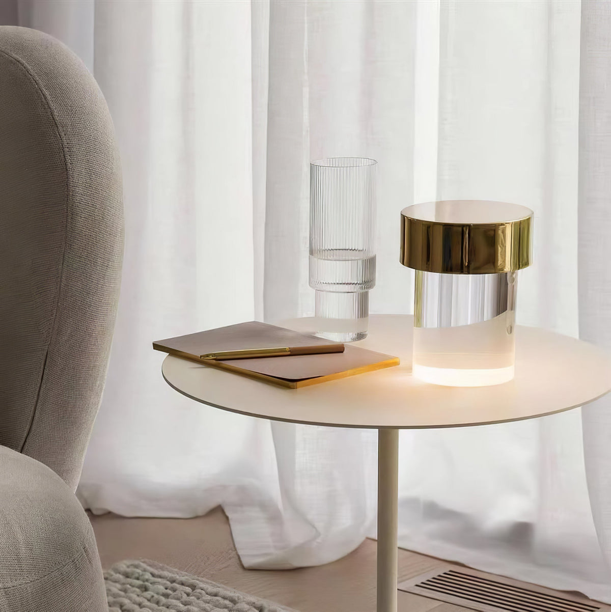 Pryden lámpara de mesa minimalista