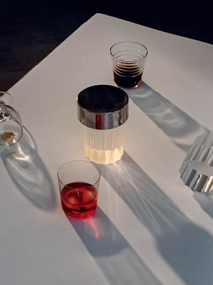 Pryden lámpara de mesa minimalista