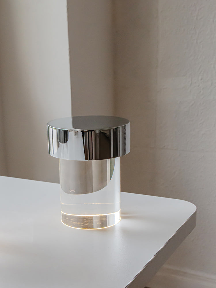 Pryden lámpara de mesa minimalista