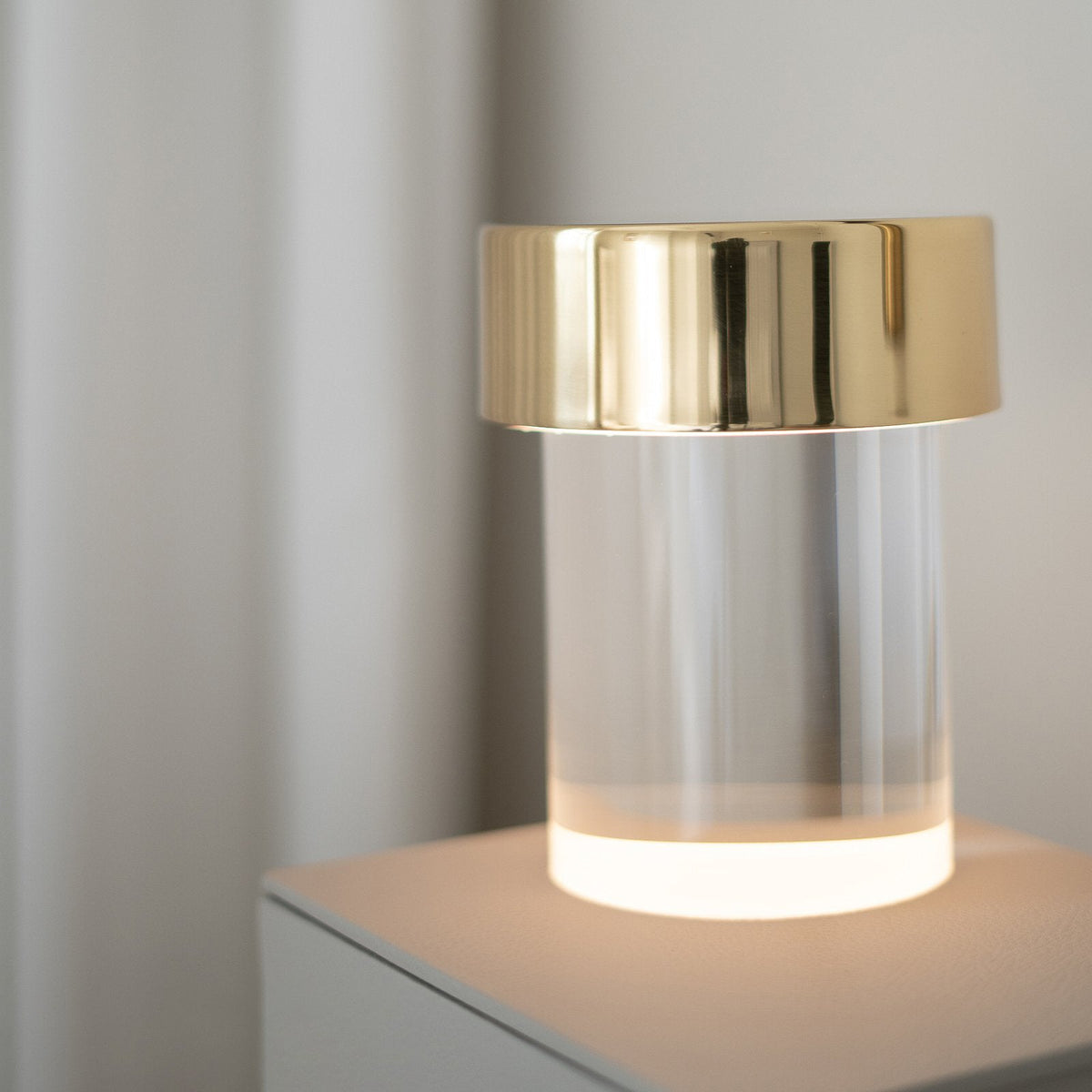 Pryden lámpara de mesa minimalista