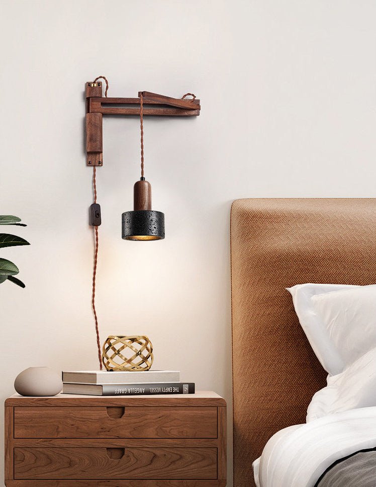 Nulso aplique de pared regulable con enchufe negro de travertino y madera enchufable