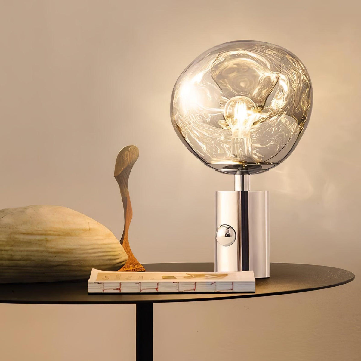 Velan lámpara de mesa artística