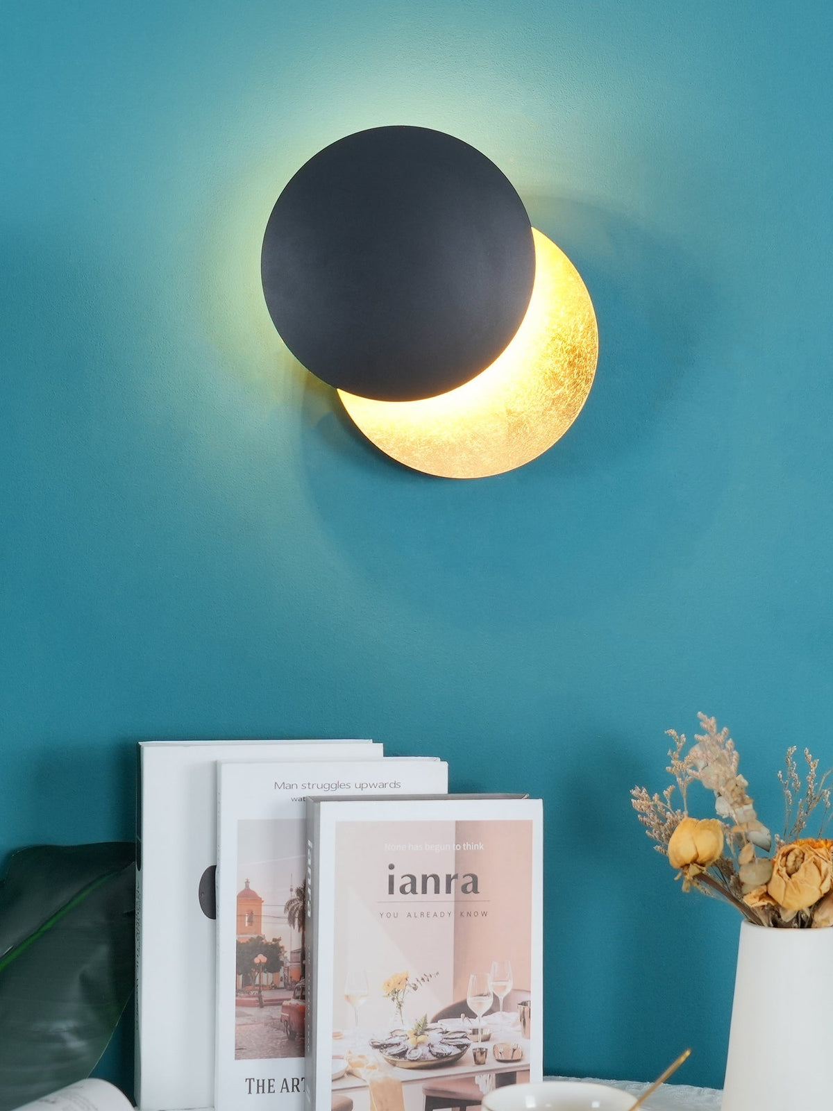 Fioris aplique de pared moderno y minimalista