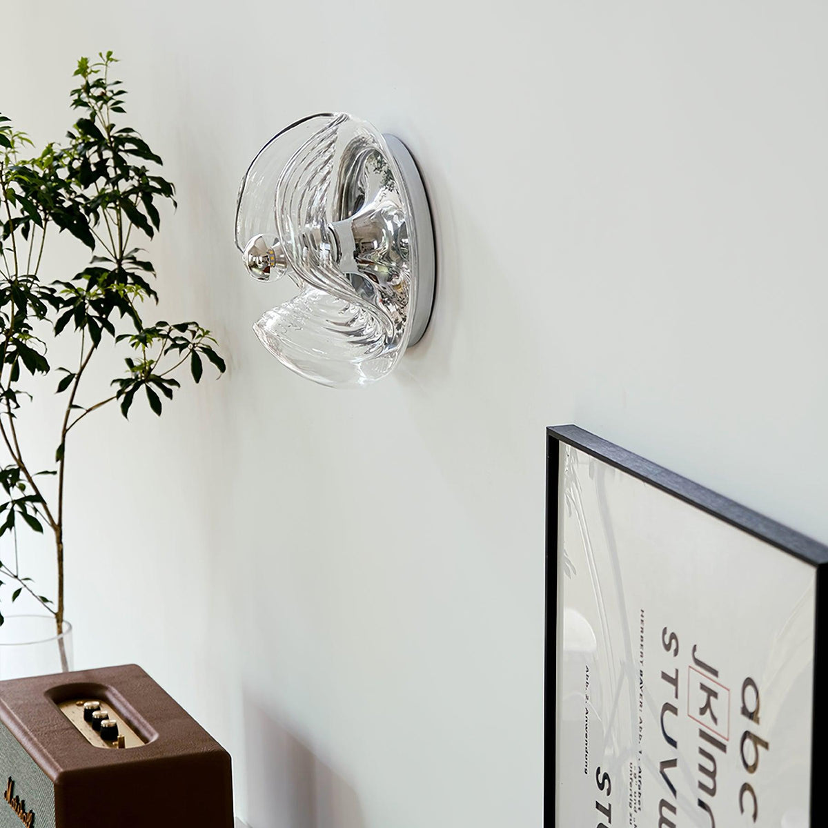 Aplique de pared moderno con textura en espiral, color gris y transparente