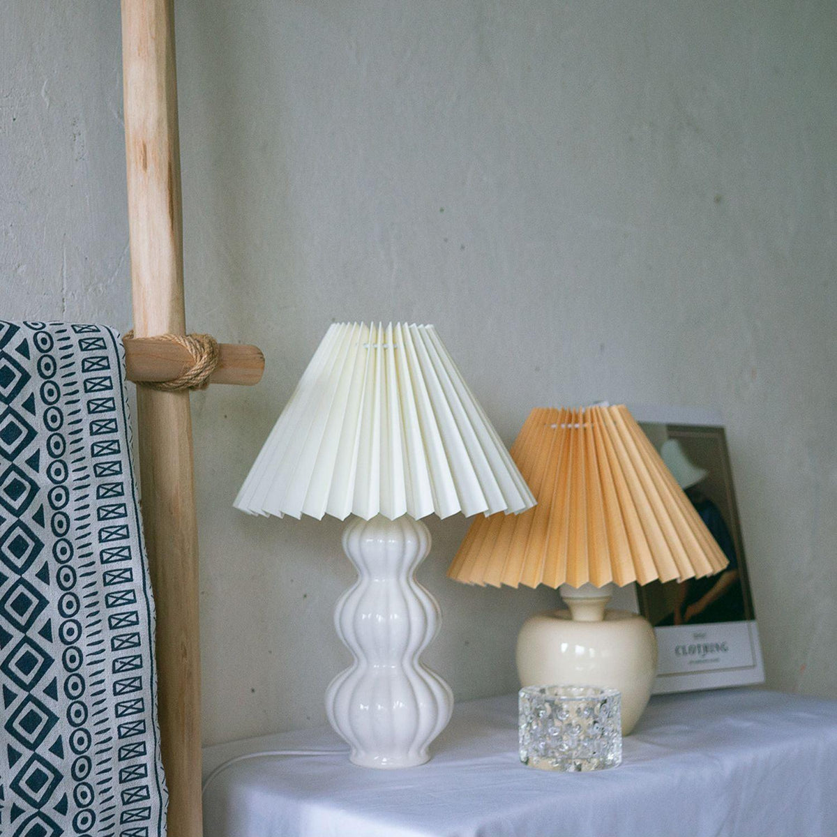 Hart lámpara de mesa vintage de tejido