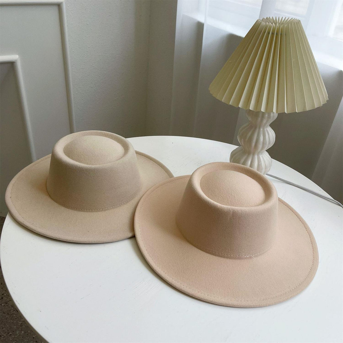 Hart lámpara de mesa vintage de tejido