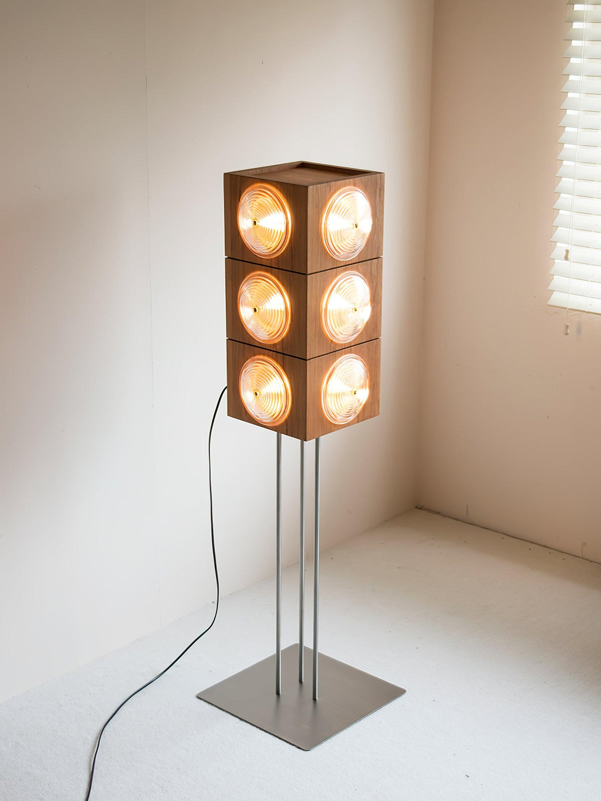 Avraearae lámpara de pie modular de madera