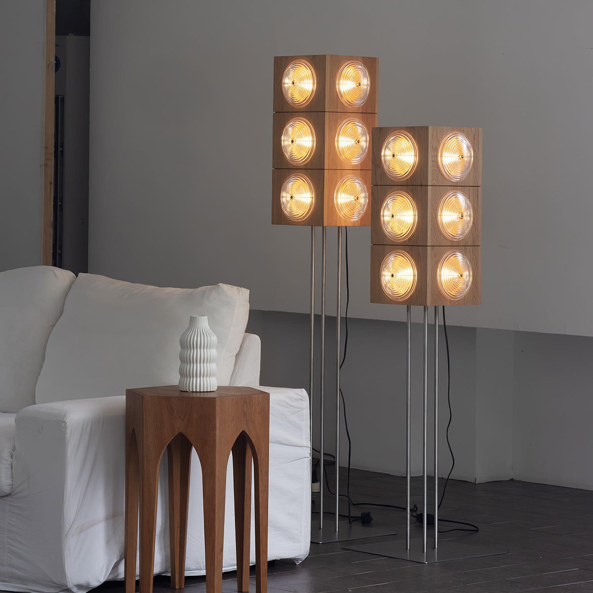 Avraearae lámpara de pie modular de madera