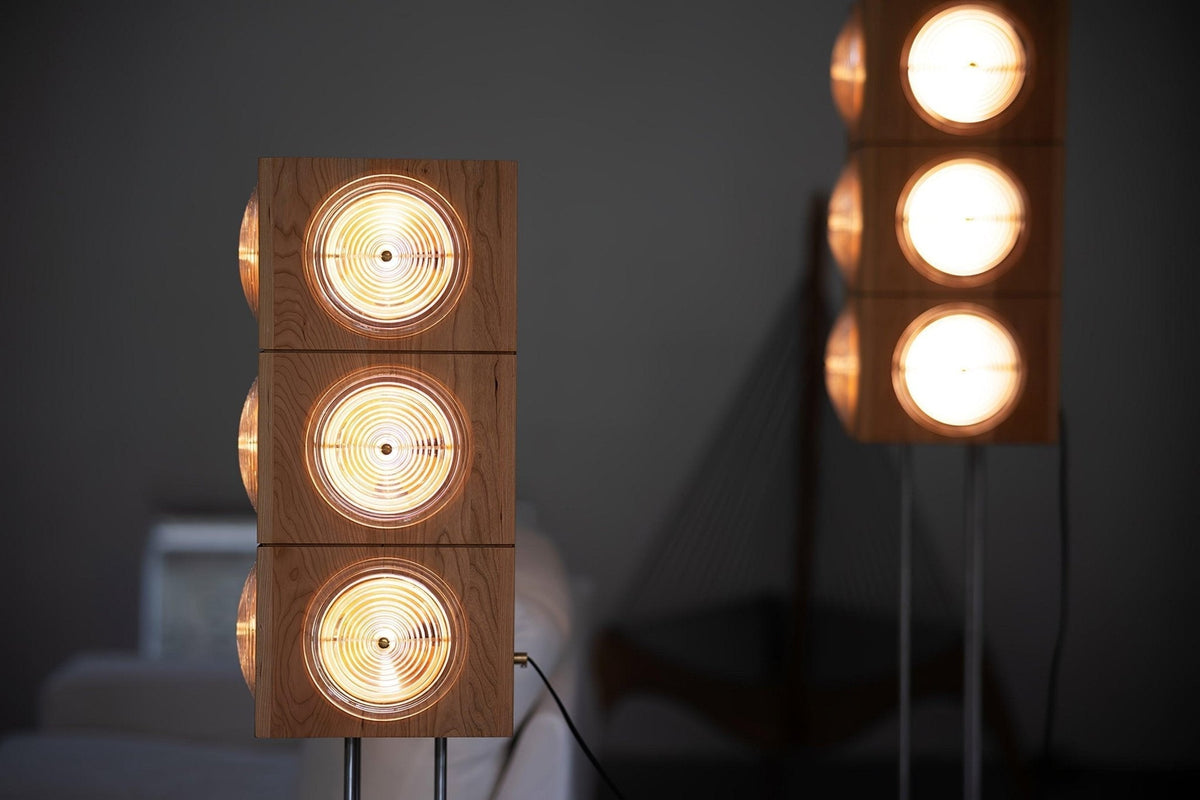 Avraearae lámpara de pie modular de madera