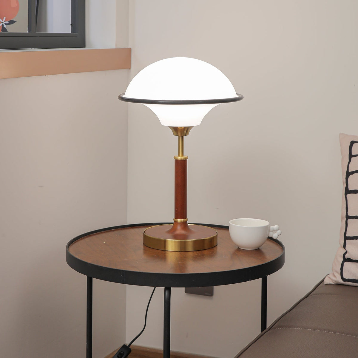 Solstic lámpara de mesa de madera estilo mid-century