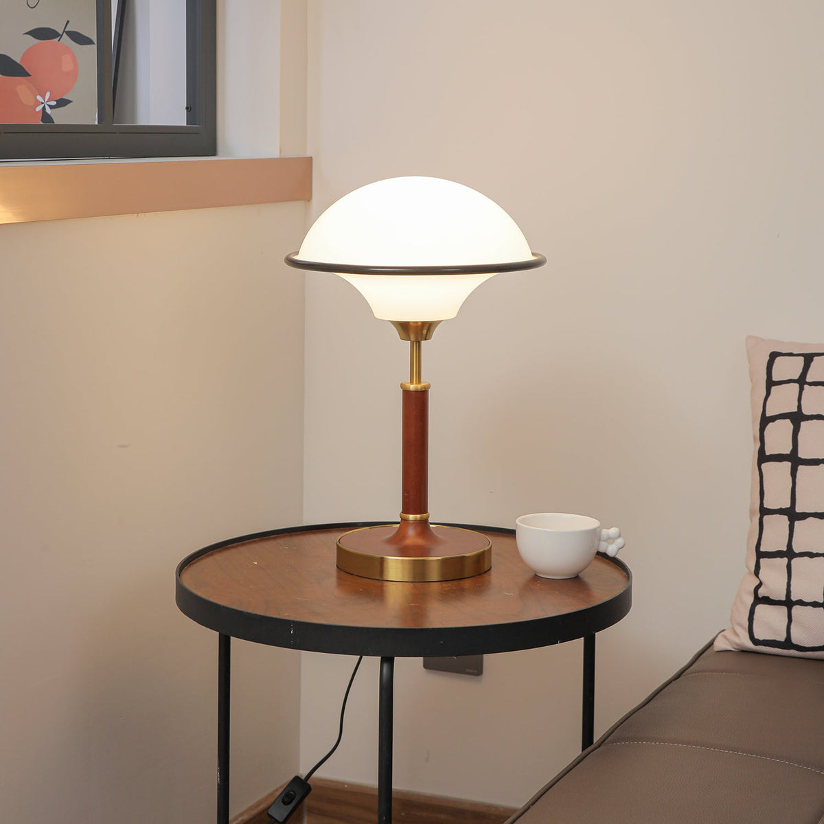 Solstic lámpara de mesa de madera estilo mid-century