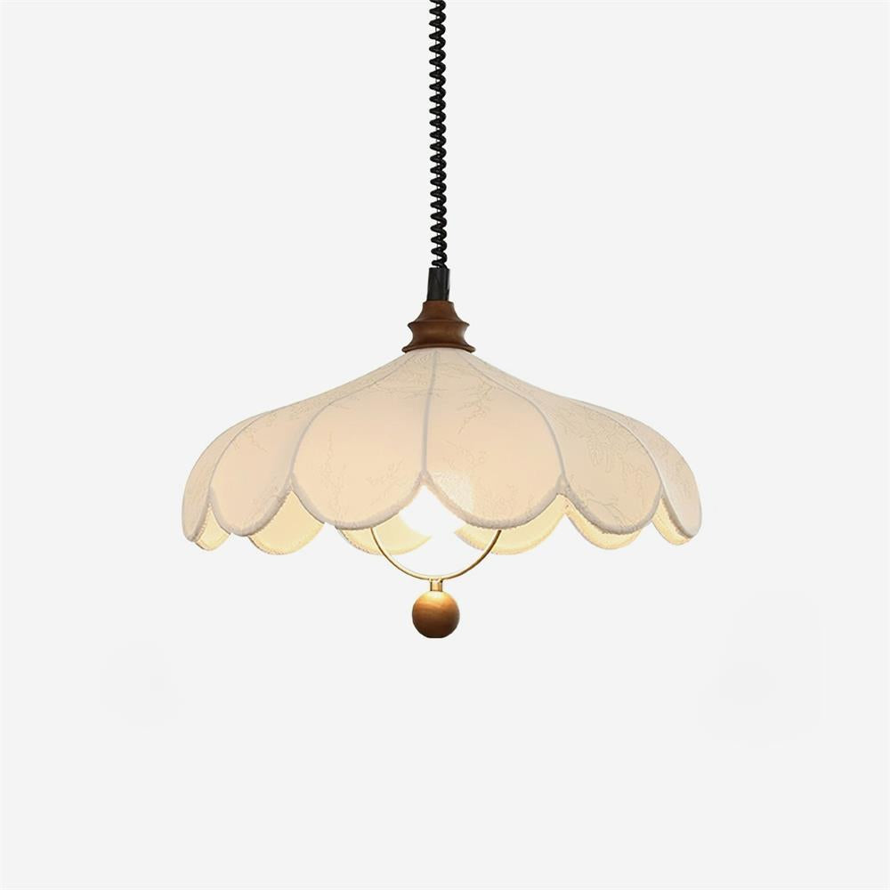 Lámpara colgante Petals con patrón floral vintage y elegancia francesa
