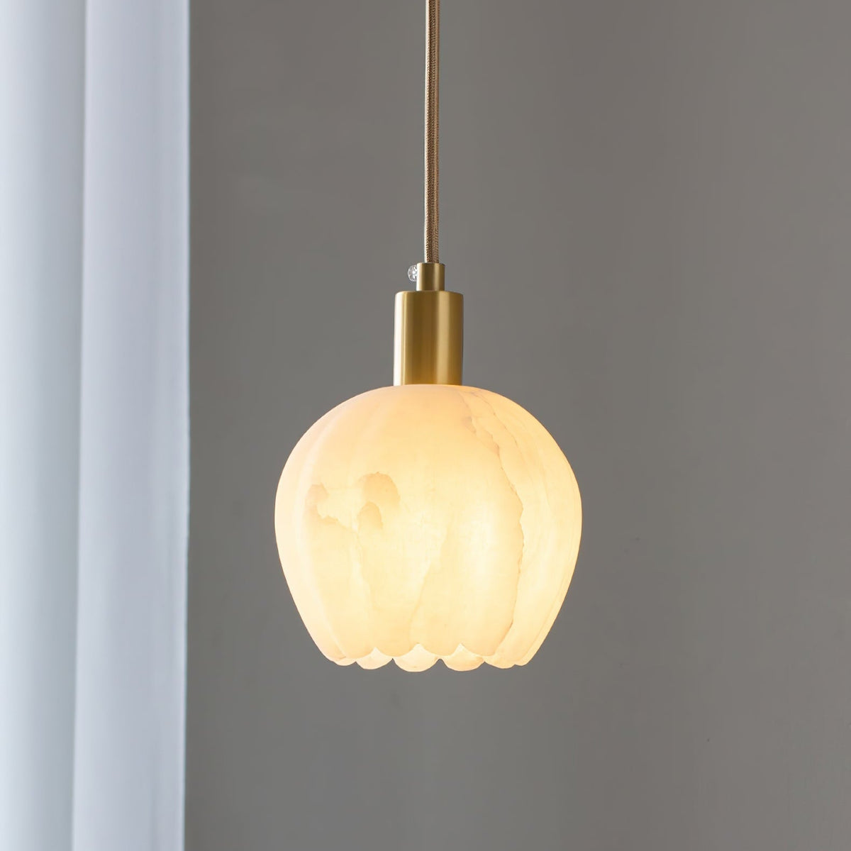 Ritta Pendant Light Flower-shaped  Alabaster