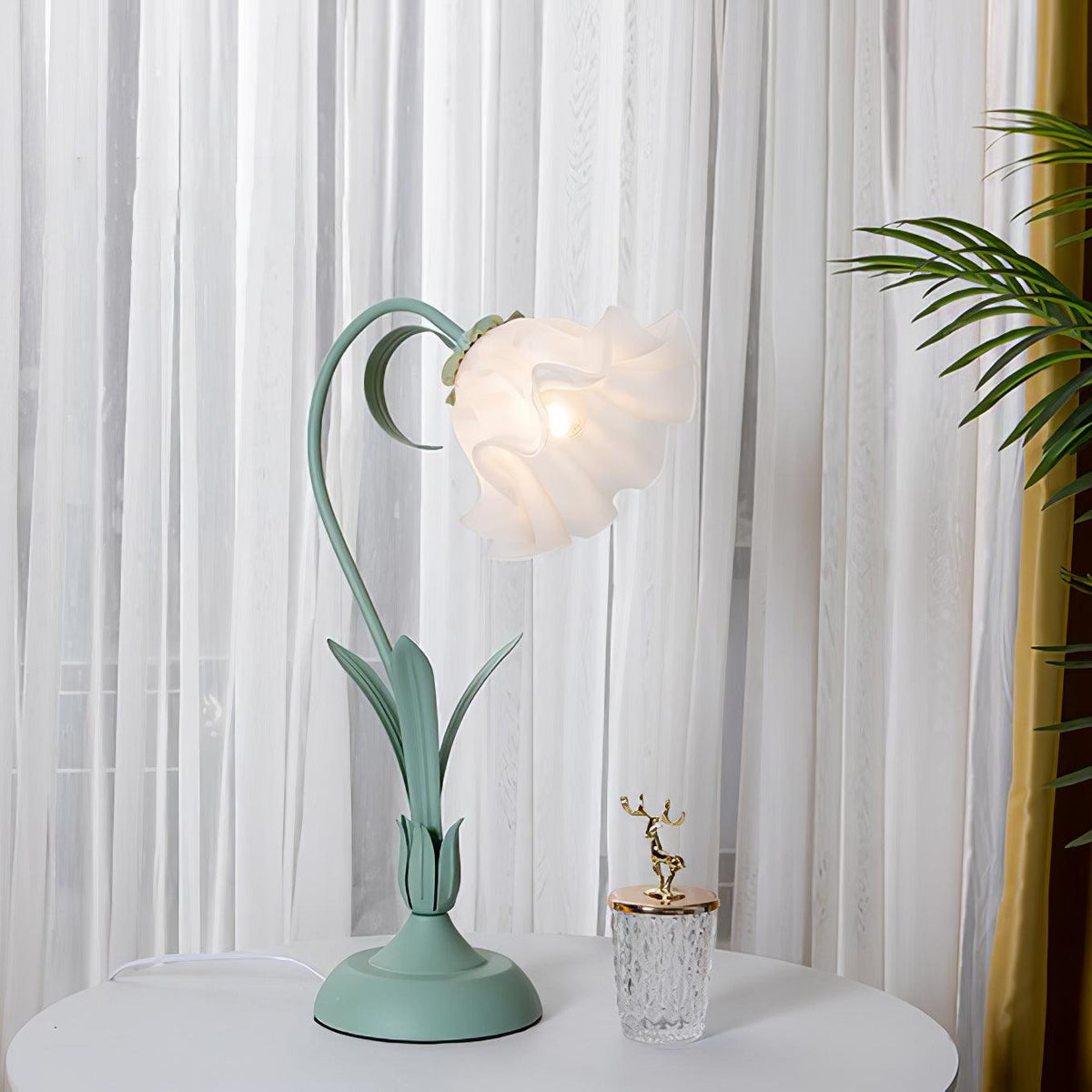 Zorien lámpara de mesa de acrílico con diseño floral