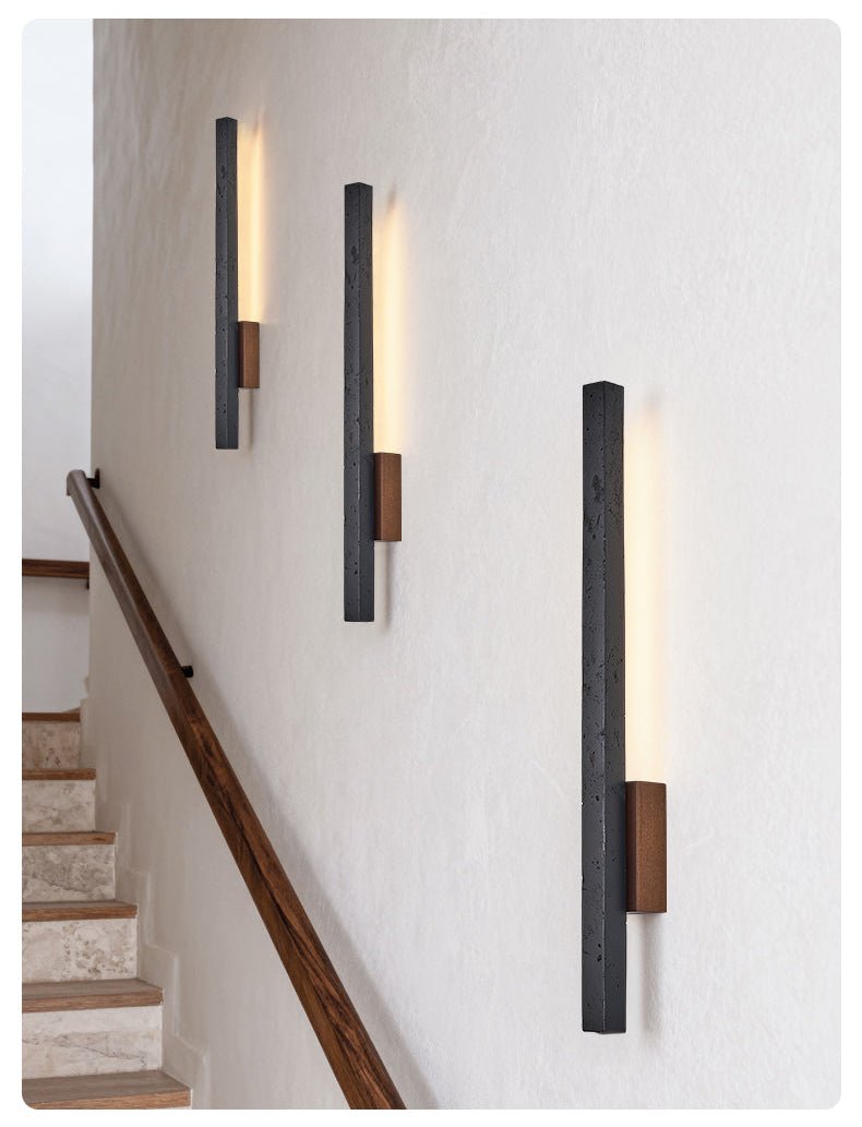 Juna aplique de pared lineal negro de travertino