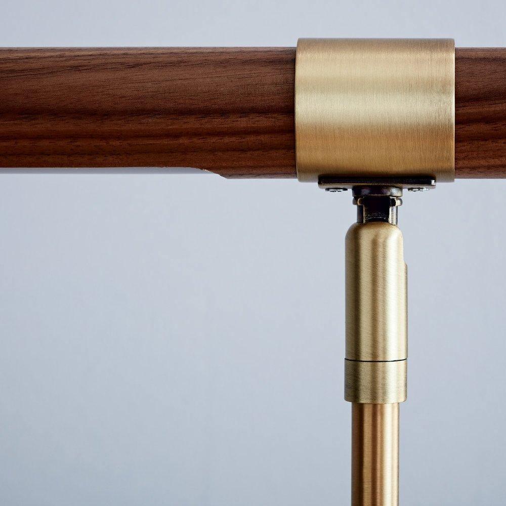 Elauine lámpara de mesa lineal minimalista